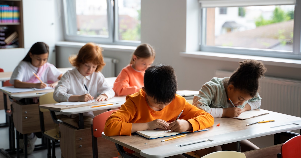 ¡Despierta el Éxito! Horarios Escolares Tempranos: ¿Un Golpe al Rendimiento y la Salud de tus Hijos?