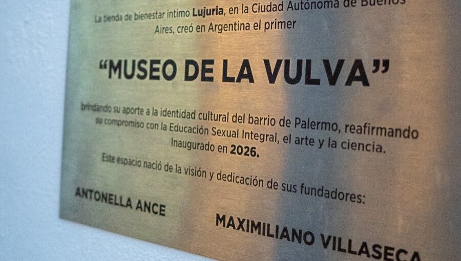 El Museo de la Vulva promueve proyectos solidarios como Copate, donando copas menstruales para combatir la desigualdad menstrual en mujeres vulnerables (Instagram @Museo de la Vulva)