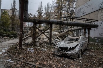 Ataque con misiles rusos contra una zona residencial en Mykolaiv, a 50 kilómetros de la ciudad de Kherson (Foto: Europa Press)