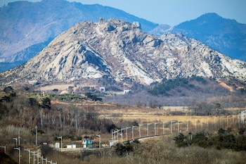 La frontera que separa a