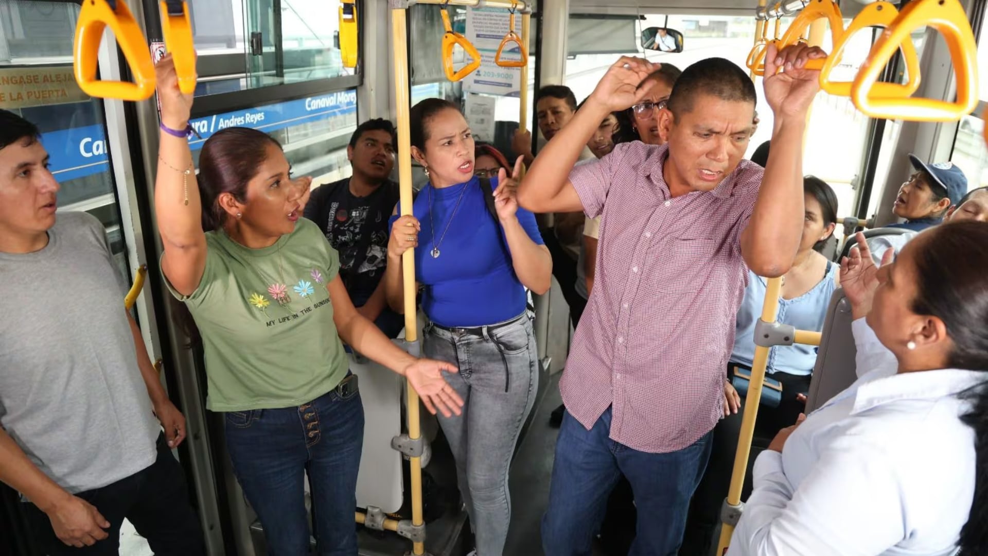 El 42% de limeños viaja con estrés por las mañanas y el 39% termina exhausto por las tardes