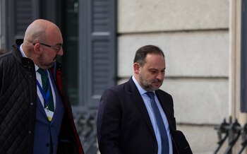 José Luis Ábalos con su