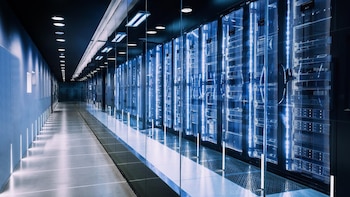 Johnson Controls comprará Alloy para