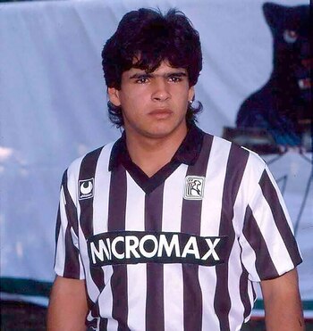 El Turco con la camiseta