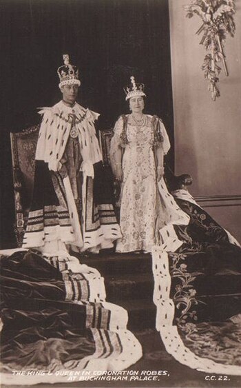 Jorge VI durante su coronación,