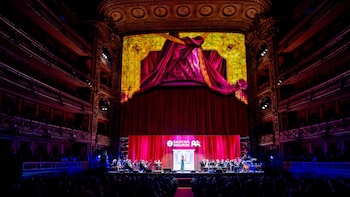 En fotos: reconocida aseguradora del mercado argentino celebró 80 años de historia con una gala en el Teatro Colón
