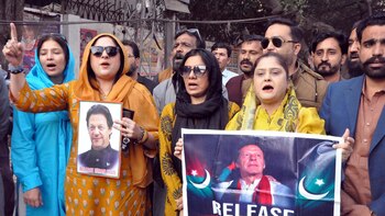 El ex primer ministro Imran