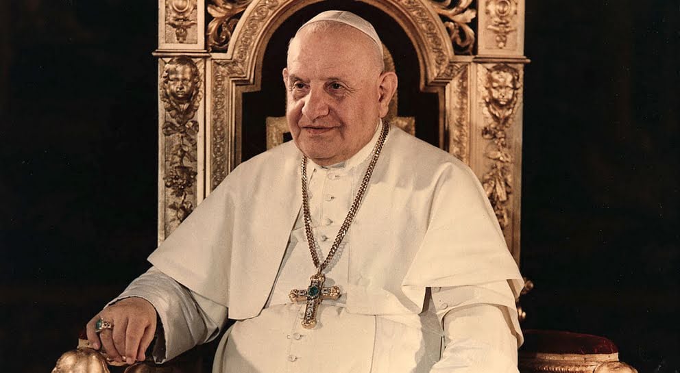 En 1963 el Papa Juan XXIII levantó la excomunión que pesaba sobre Perón