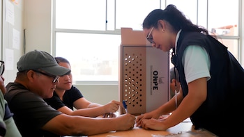 Votos de Lima comenzarán a contarse desde las 7:30 p.m. y los del Callao desde las 8:30 p.m., señala ONPE