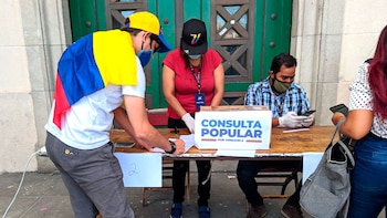 Consulta-popular-venezolanos-en-el-mundo-buenos-aires