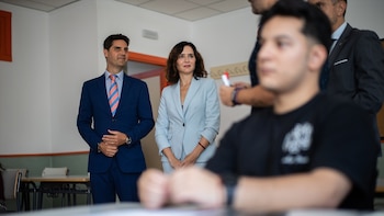 Ayuso cesa a su consejero