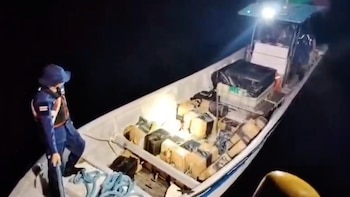 Casi dos toneladas de cocaína decomisadas en Costa Rica: enfrentamiento a balazos con narcotraficantes deja dos detenidos