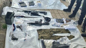 Los terroristas llevaban armas, municiones