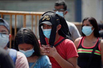 Largas colas para realizarse pruebas