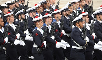 Los miembros de la marina