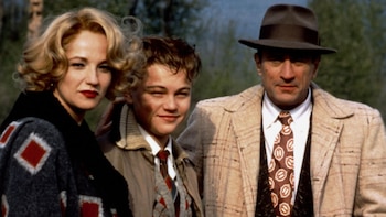 Ellen Barkin, Leonardo DiCaprio y Robert De Niro en 'Vida de este chico'