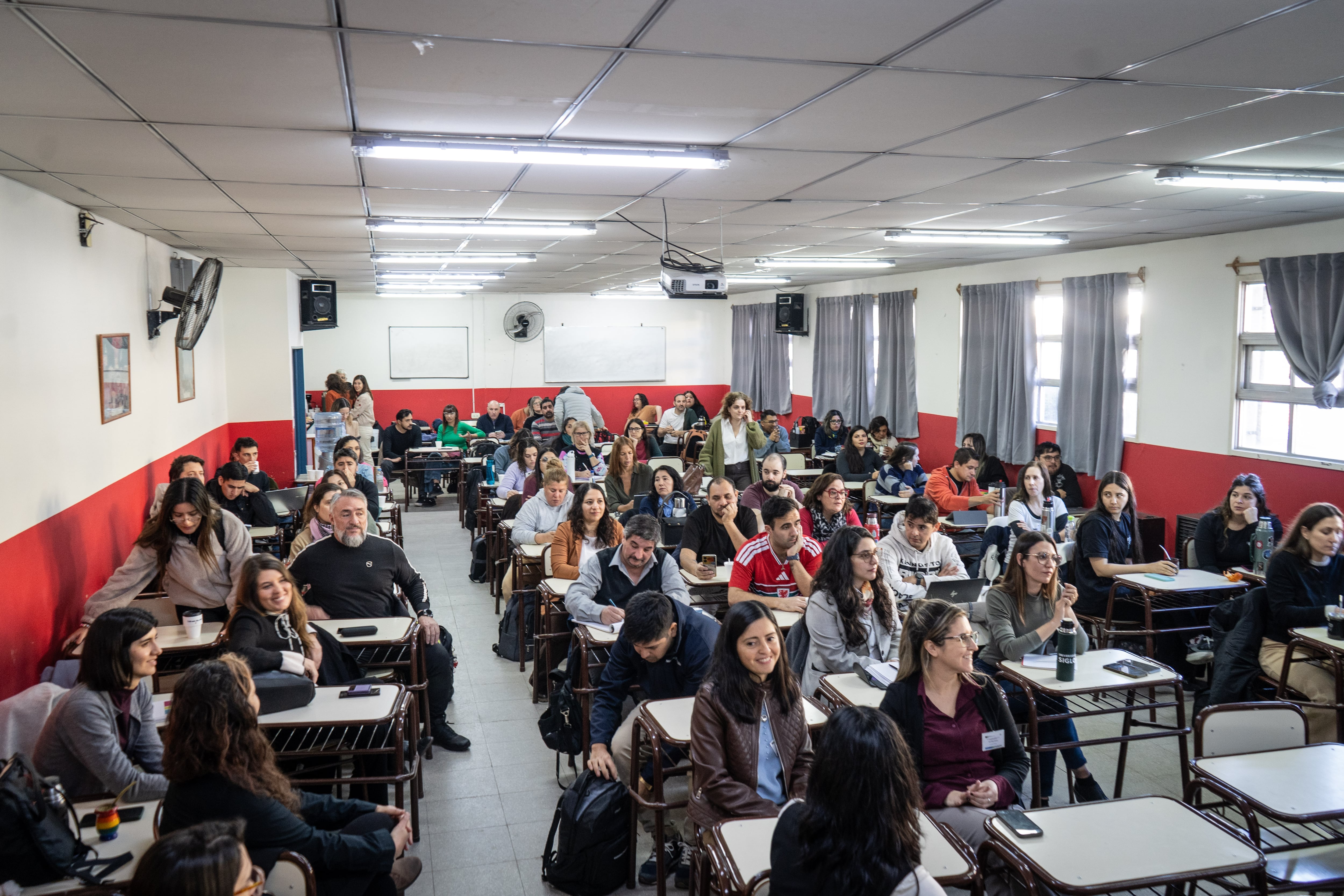 Un encuentro de formación docente en las aulas de Viedma