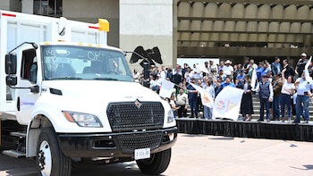 Prometen servicio de recolección más eficiente en la alcaldía Cuauhtémoc con la entrega de nuevos camiones de basura