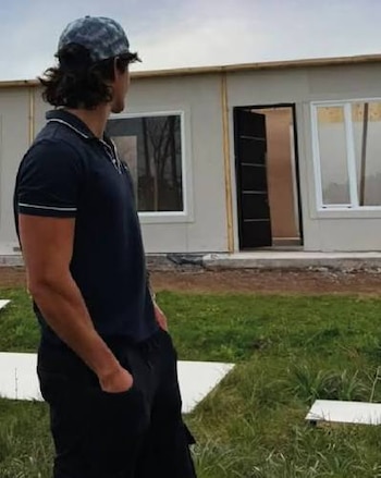 Ginocchio explicó que eligió la propiedad por su entorno de naturaleza y por la paz que busca para descansar