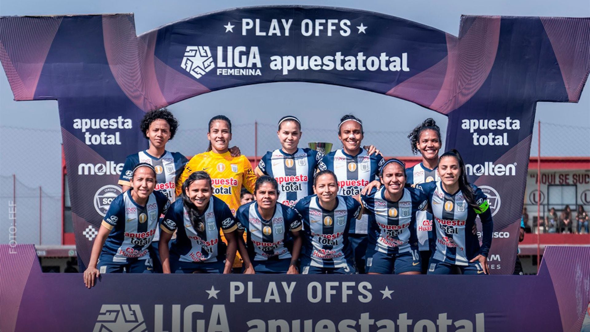 El plantel de Alianza Lima que selló el bicampeonato frente a Universitario, en VIDU. - Crédito: Liga Femenina