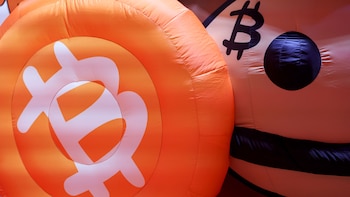 Revivió el Bitcoin: cerró la mejor semana en tres años con una suba en su precio del 22 por ciento