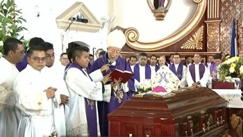 Honduras: Sepultan a monseñor Teodoro Gómez en Choluteca tras emotiva misa presidida por el cardenal Rodríguez