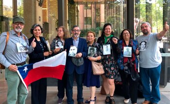 Activistas chilenos en 2019, frenta a un tribunal australiano en Sydney, EFE/ Cecilia Jiménez/Archivo