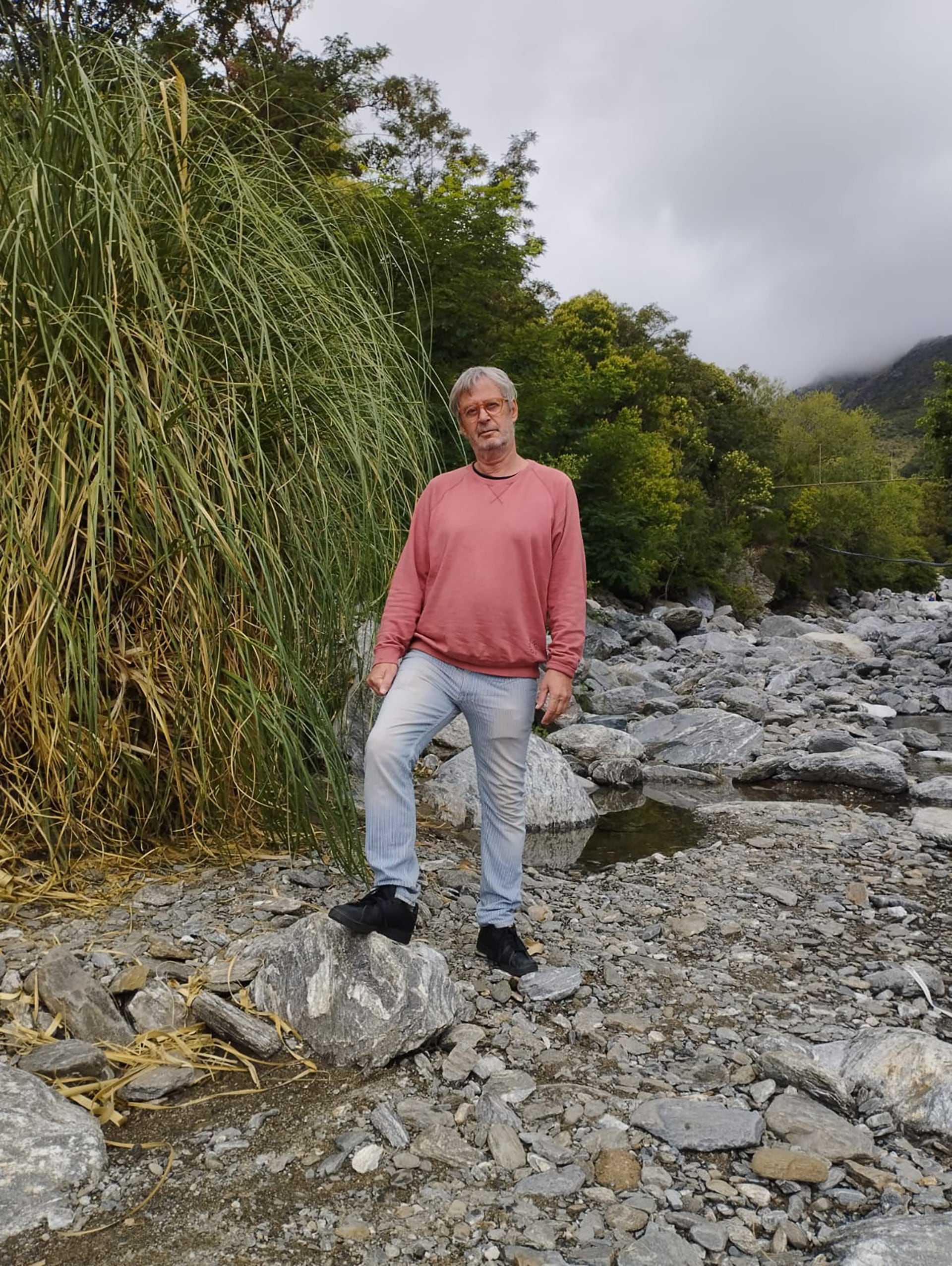 En esta entrevista, Jeanmaire reflexiona sobre la enfermedad y sobre la vejez, ese momento de la vida en el que sentís que está pasando tu turno, como dice el escritor.