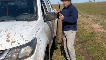 “Te va a salir caro”: un grupo de cazadores se metió en un campo, el dueño les disparó y mató a un perro