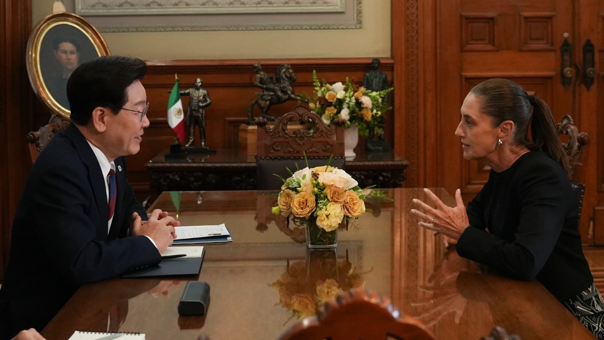 La presidenta de México, Claudia Sheinbaum y el presidente de Corea del Sur, Lee Jae-myung. (Presidencia)