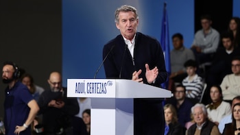 Feijóo reclama un Gobierno "libre"