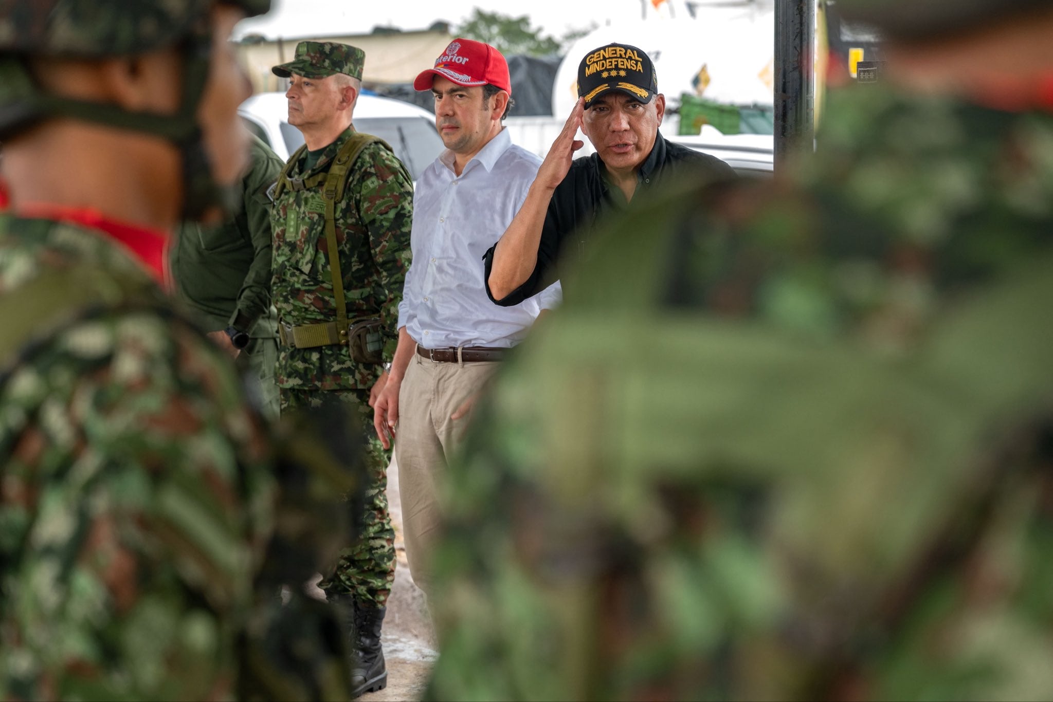 El Ministerio de Defensa anunció un refuerzo de la estrategia de seguridad en el sur de Bolívar y aseguró que se adquirieron compromisos con las autoridades y habitantes de la región - crédito Ministerio de Defensa