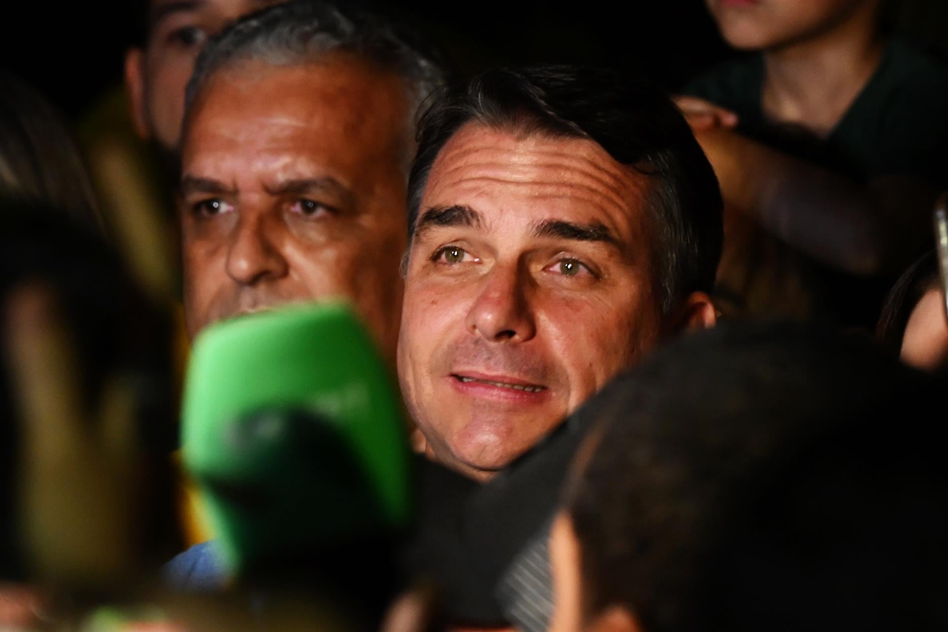 Bolsonaro rectifica y se hace llamar ahora "líder" de Brasil en lugar de "presidente electo"