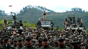 Difusión de imágenes de militares