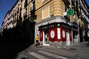 Una farmacia en Madrid, España, 21 de julio de 2021. REUTERS/Juan Medina
