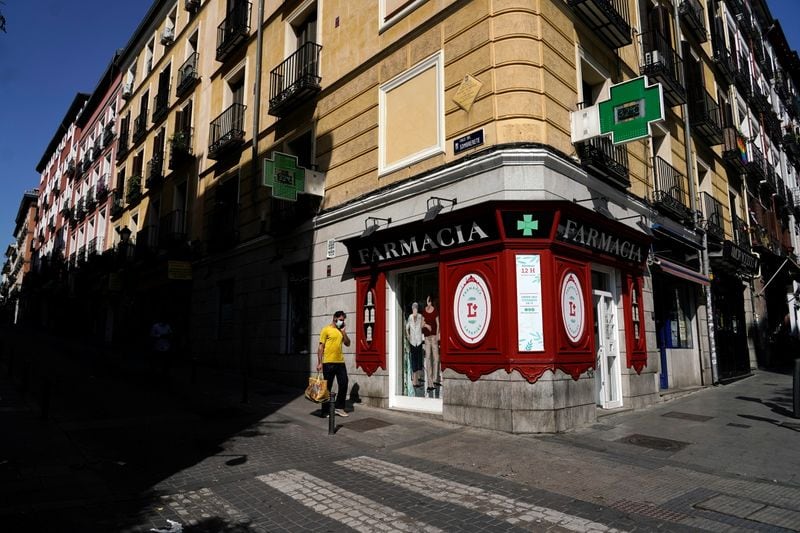 Una farmacia en Madrid, España, 21 de julio de 2021. REUTERS/Juan Medina