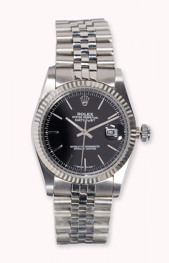 Las piezas emblemáticas de Charlotte y Miranda, como vestidos de diseñador, faldas florales y pijamas de Victoria’s Secret, suman valor y nostalgia a la colección (Foto: cortesía de Julien's Auctions)