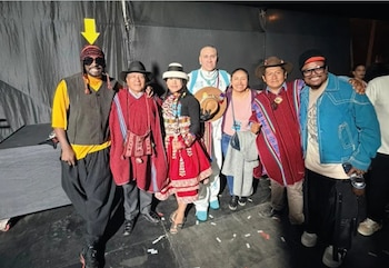 Taboo invitó a representantes de pueblos indígenas al escenario durante el concierto de Black Eyed Peas en Lima.
