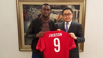 Jackson Martínez y su millonarios