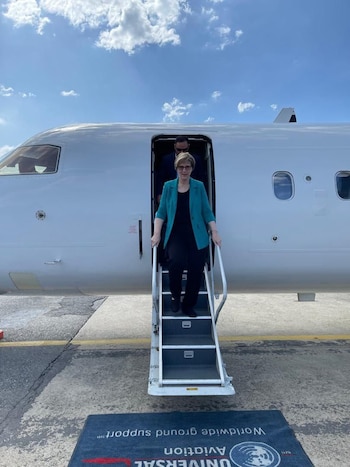 Dogu compartió imágenes de su