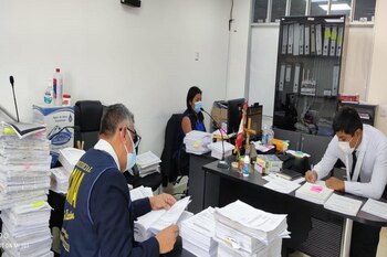 Equipo de la OCMA en