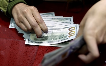 En las casas de cambio,