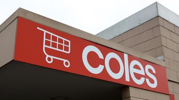 Australia demanda a los dos