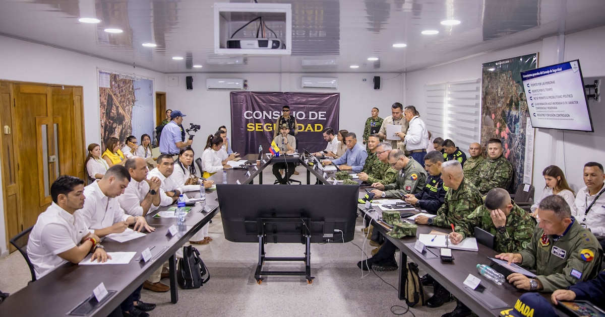 Photo: Infobae President Abelardo de la Espriella Issues Ultimatum to Clan del Golfo Leaders in Sucre