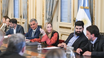 Karina Milei reunió a los legisladores bonaerenses e inauguró la campaña electoral contra Kicillof
