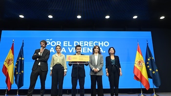 Sumar avisa del coste de rechazar en el Congreso las medidas de vivienda y admite que el PSOE forzó sacar dos decretos