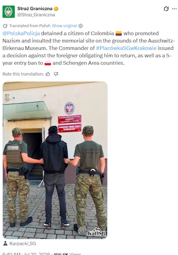 El visitante, residente en la región de Wielkopolska, fue detectado por el personal de seguridad del museo mientras posaba para una fotografía haciendo el gesto prohibido - crédito @Straz_Graniczna / X