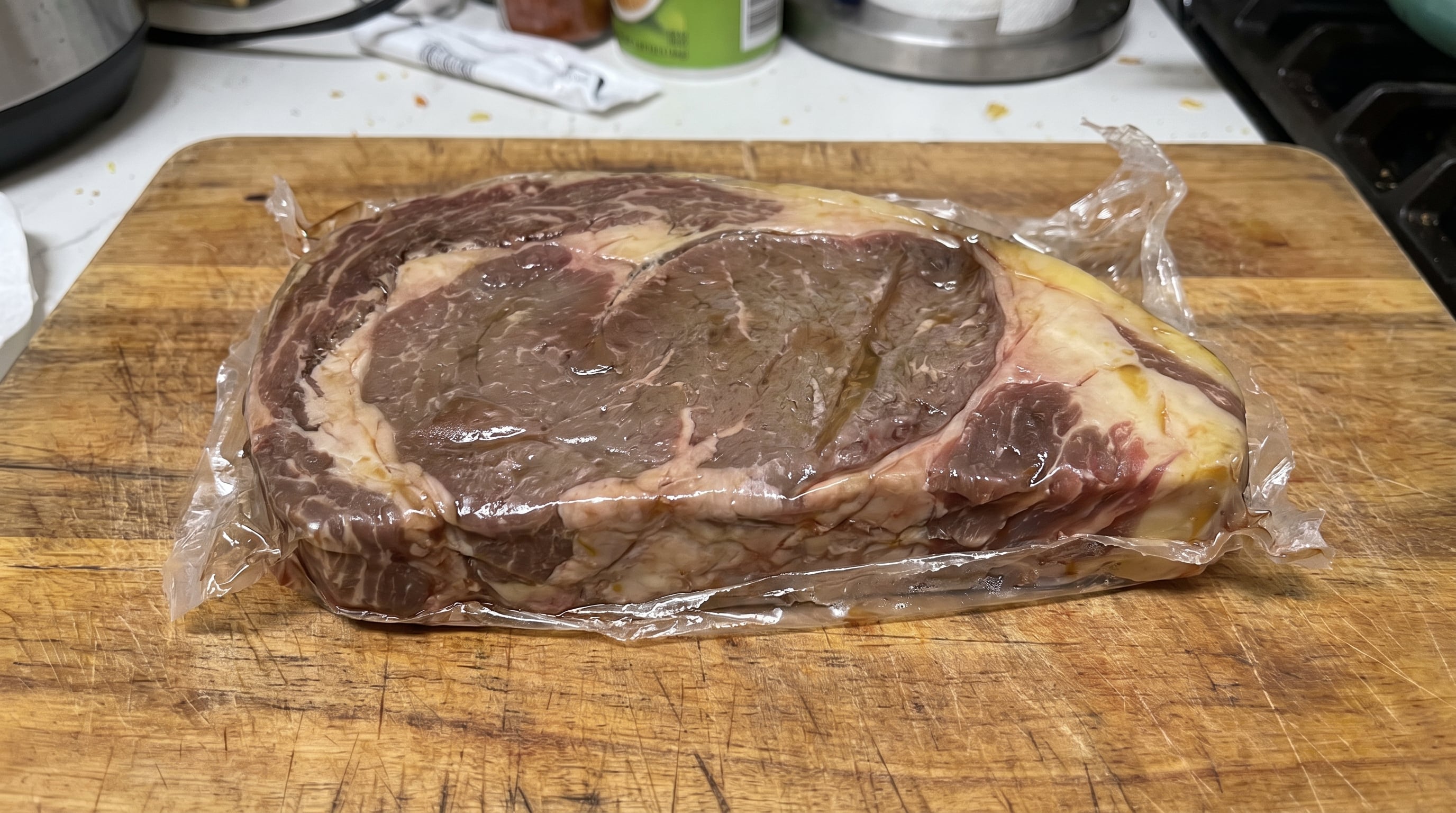 Los alimentos perecederos como carne, pescado, huevos y lácteos exigen más precaución por el riesgo de bacterias y enfermedad (Imagen Ilustrativa Infobae)
