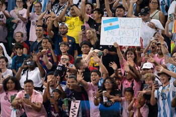 Todos los fanáticos quieren la