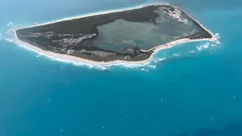 Un avión de Flamingo Air se estrella en Bahamas con siete personas a bordo y deja víctimas mortales